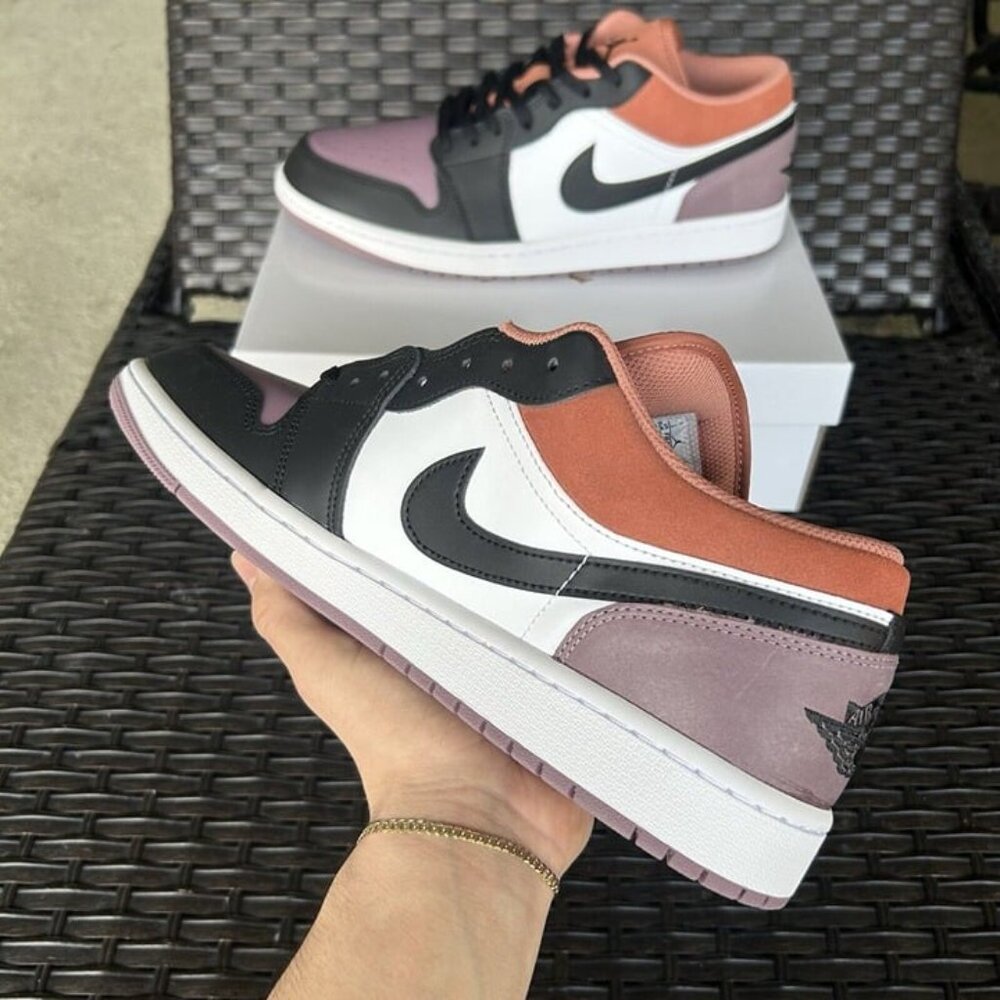 AIR JORDAN 1 SE LOW SKY J MAUVE Size 13 - Picture 4 of 6